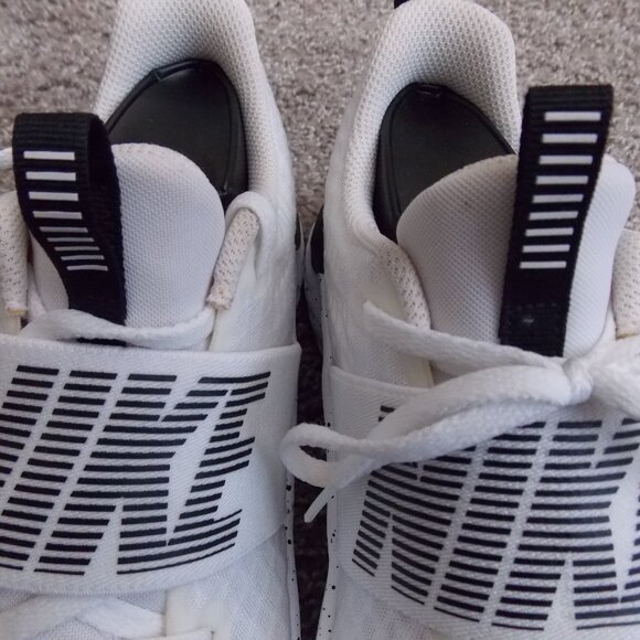 Women's In-Season TR 9 Training Sneakers Size 9 - Picture 3 of 9